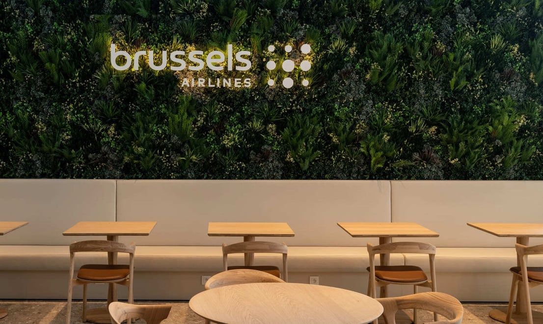 Bok_dining_chairs_Torsion_dining_tables_Brussels_airlines_TheSunrise_Ethnicraft-1