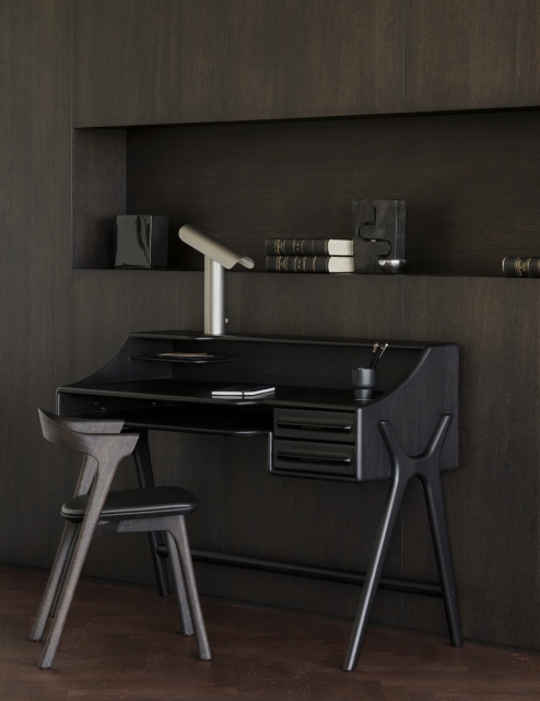 Flow_desk_solid_mahogany_bok_dining_chair_Ethnicraft