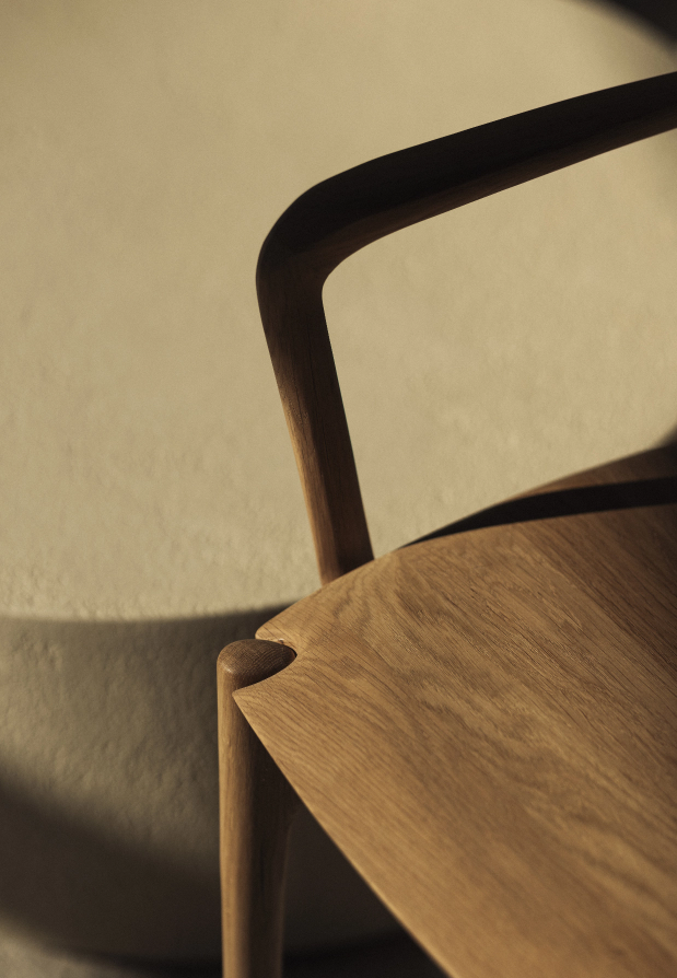 PI_chair_solid_oak_detail_Ethnicraft