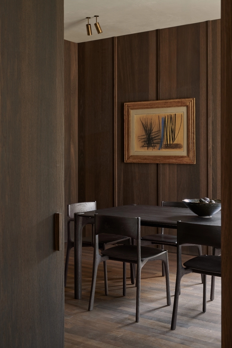 PI_dining_table_dark_brown_PI_dining_chair_dark_brown_Ethnicraft