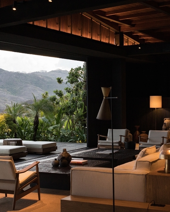 Tabwa_coffee_tables_cases_Ethnicraft