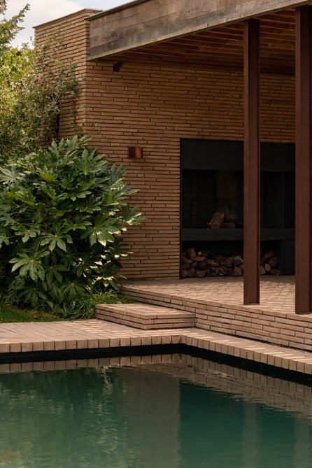 Under_Belgian_Skies_Ethnicraft_Ardennes_villa_v2