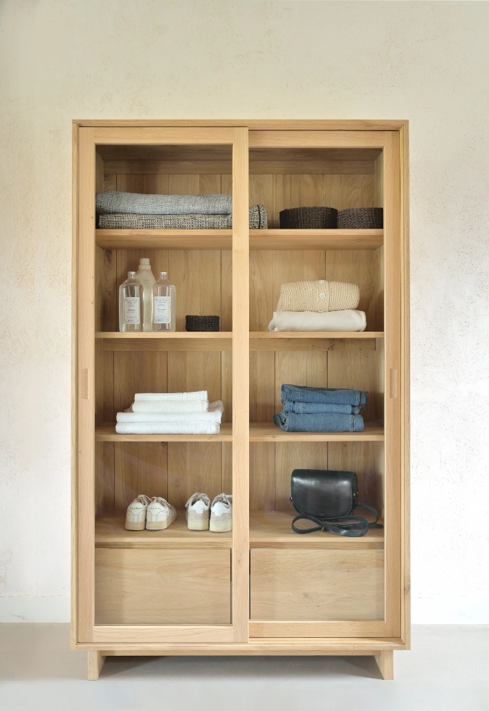 waves_cupboard_oak_Ethnicraft