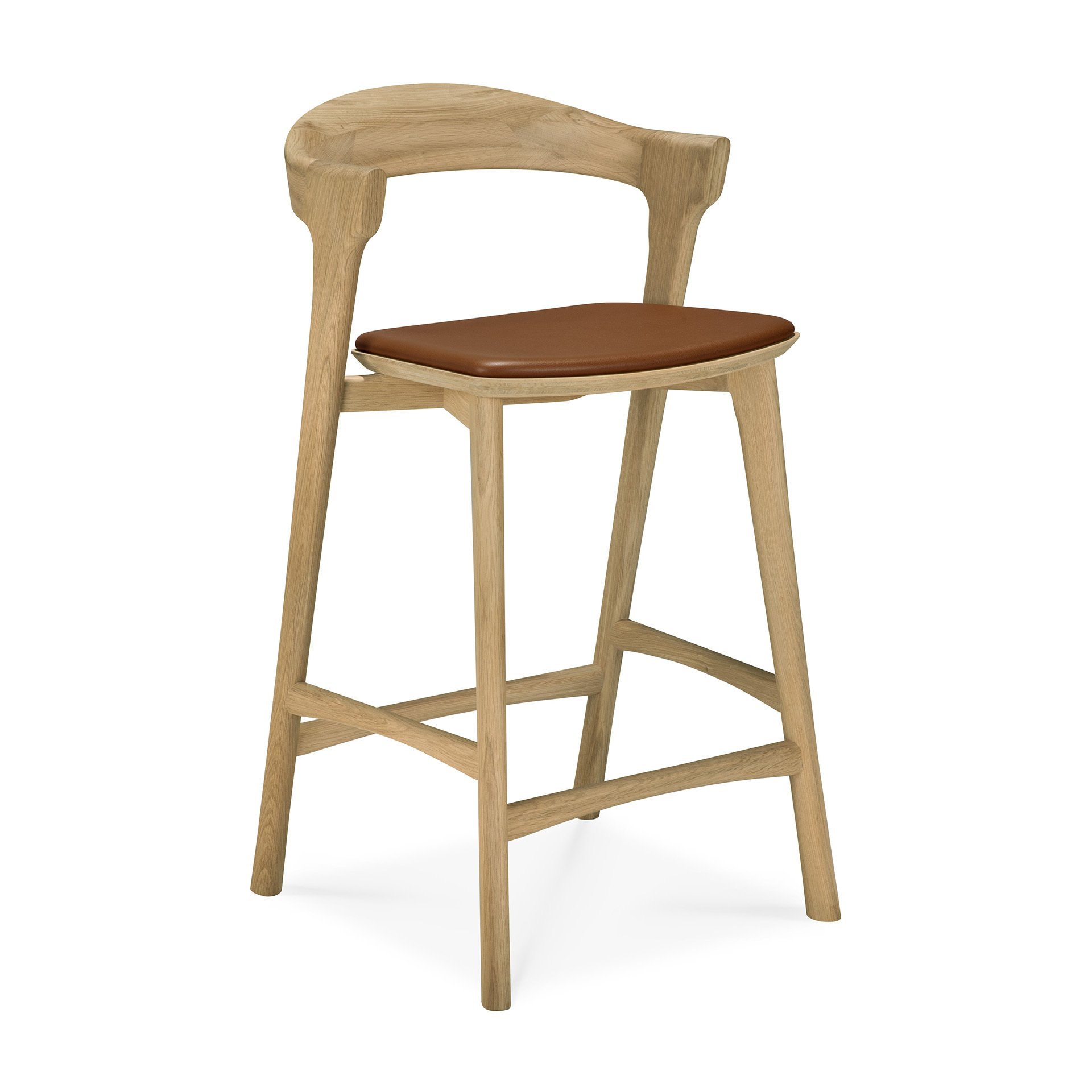 Bok_counter_stool_varnished_oak_Cognac_leather_Ethnicraft_51564